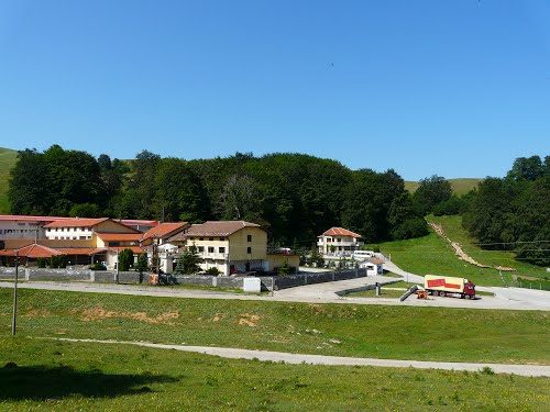 екопътека, Врачански балкан, хижа Пършевица, Околчица, Боров камък, водопади, село Згориград